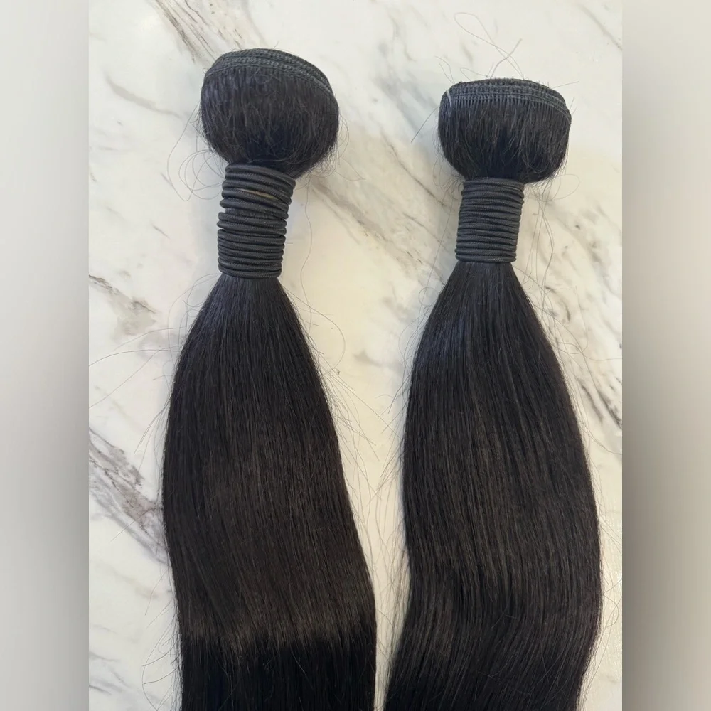 20” Black Human Hair Blend Weft Extensions – Soft Straight Bundles